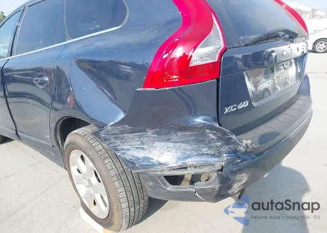 2013 Volvo Xc60 3.2 z USA, uszkodzony, nr VIN YV4940DL5D2372442